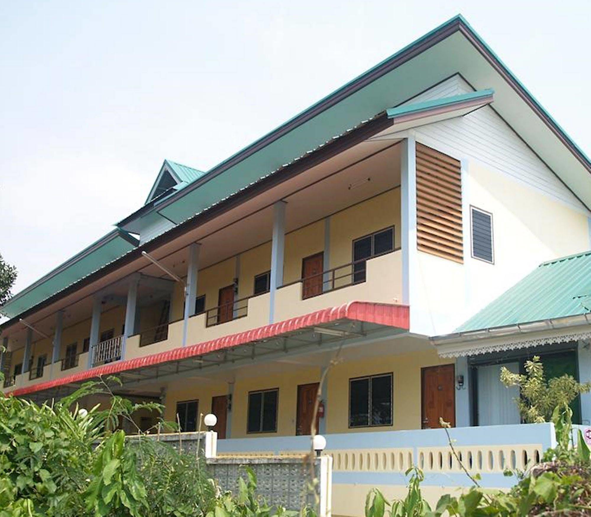 Sangaroon Hotel Pua Exterior foto